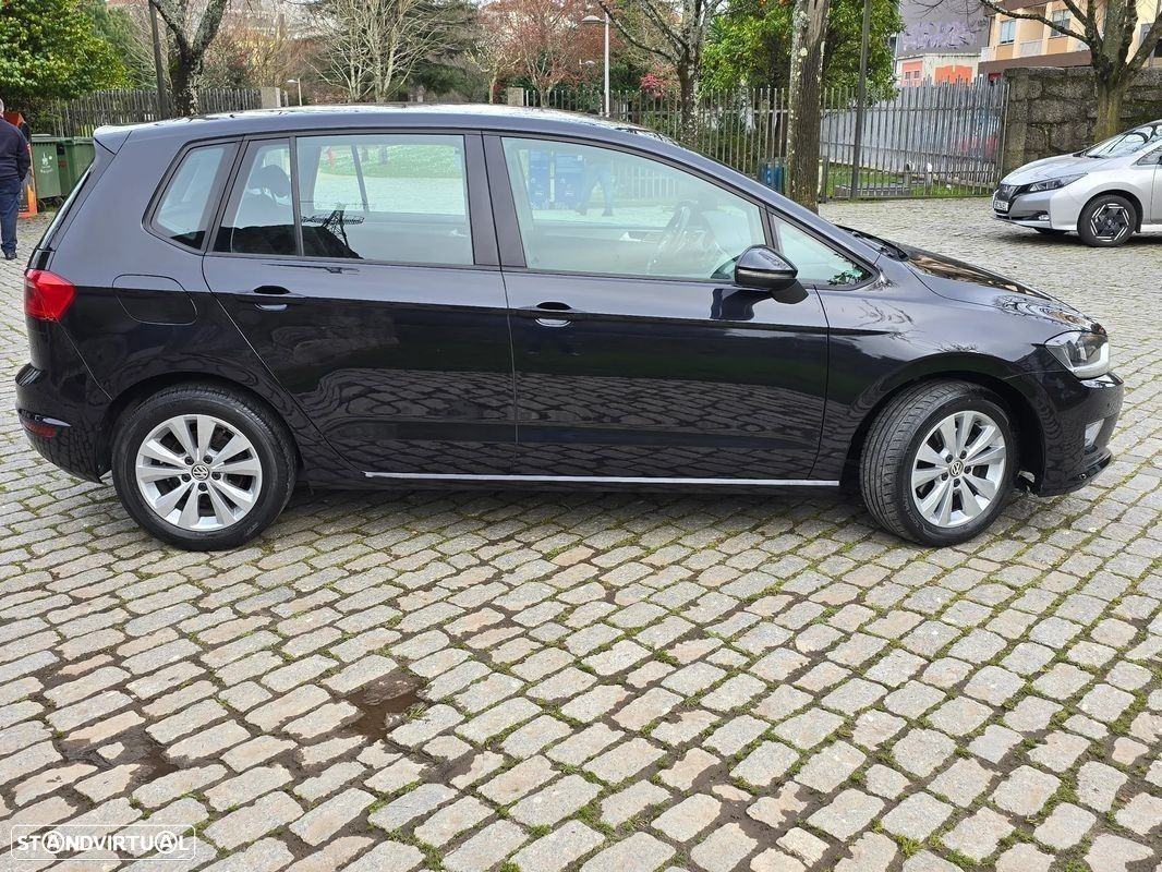 VW Golf Sportsvan 1.6 TDI Confortline BlueMotion - 6