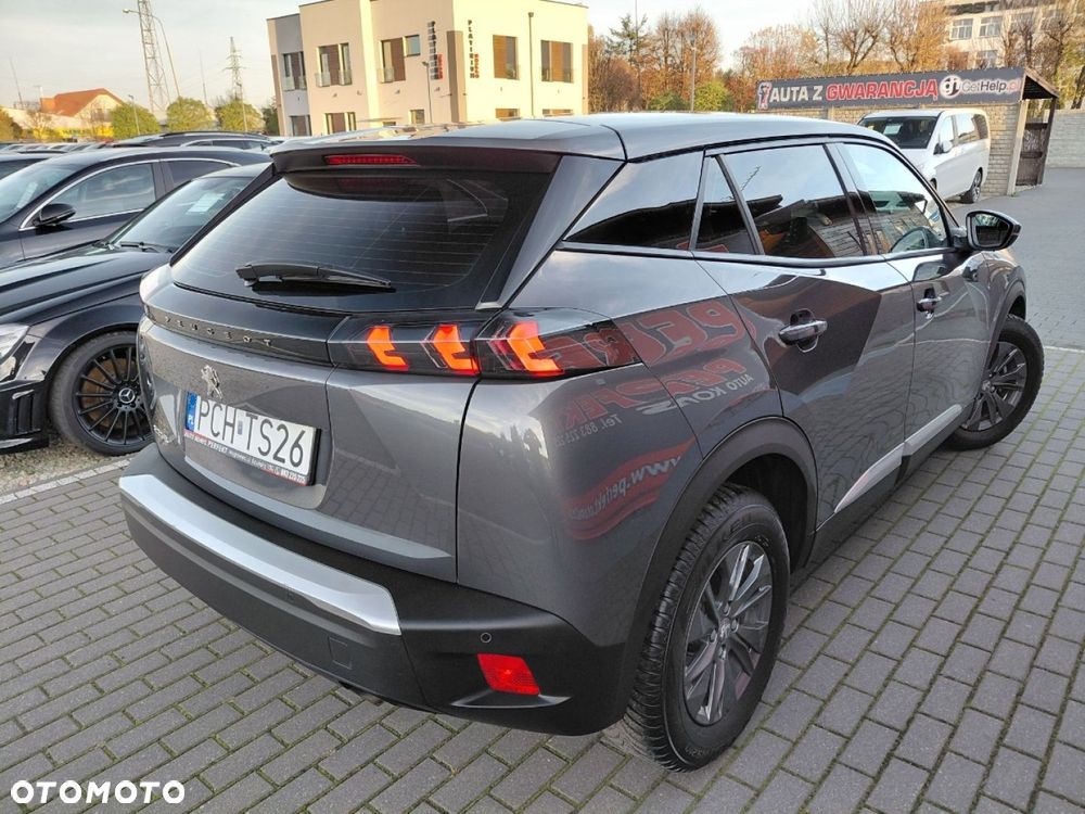 Peugeot 2008 - 8