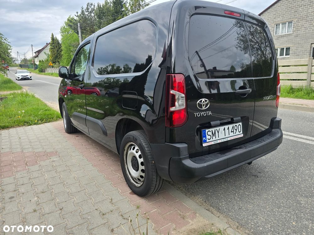 Toyota proace city - 10