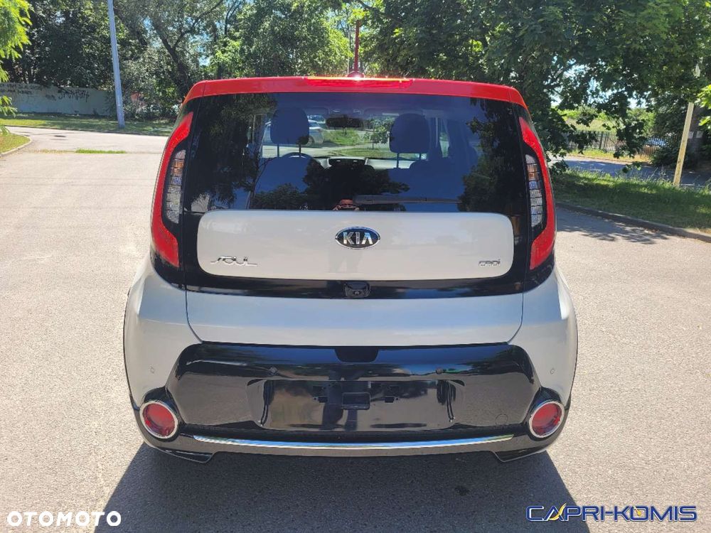 Kia Soul 1.6 CRDI White&Red Edition - 12