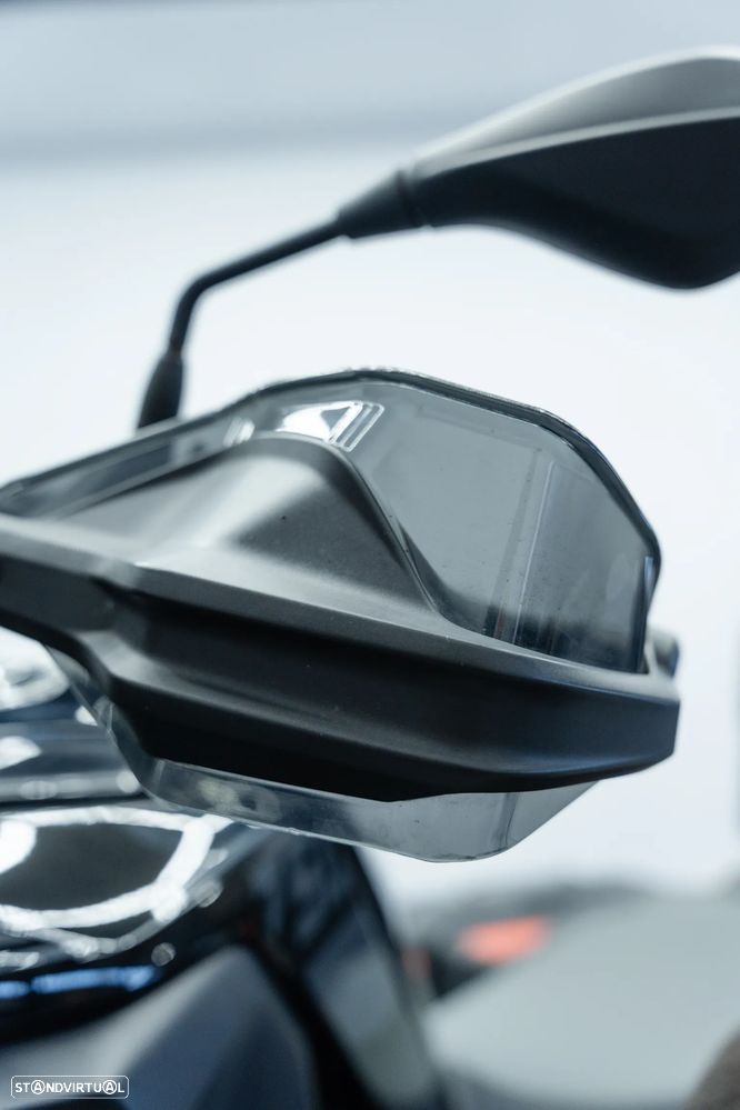 BMW F 750 GS Triple Black - 14