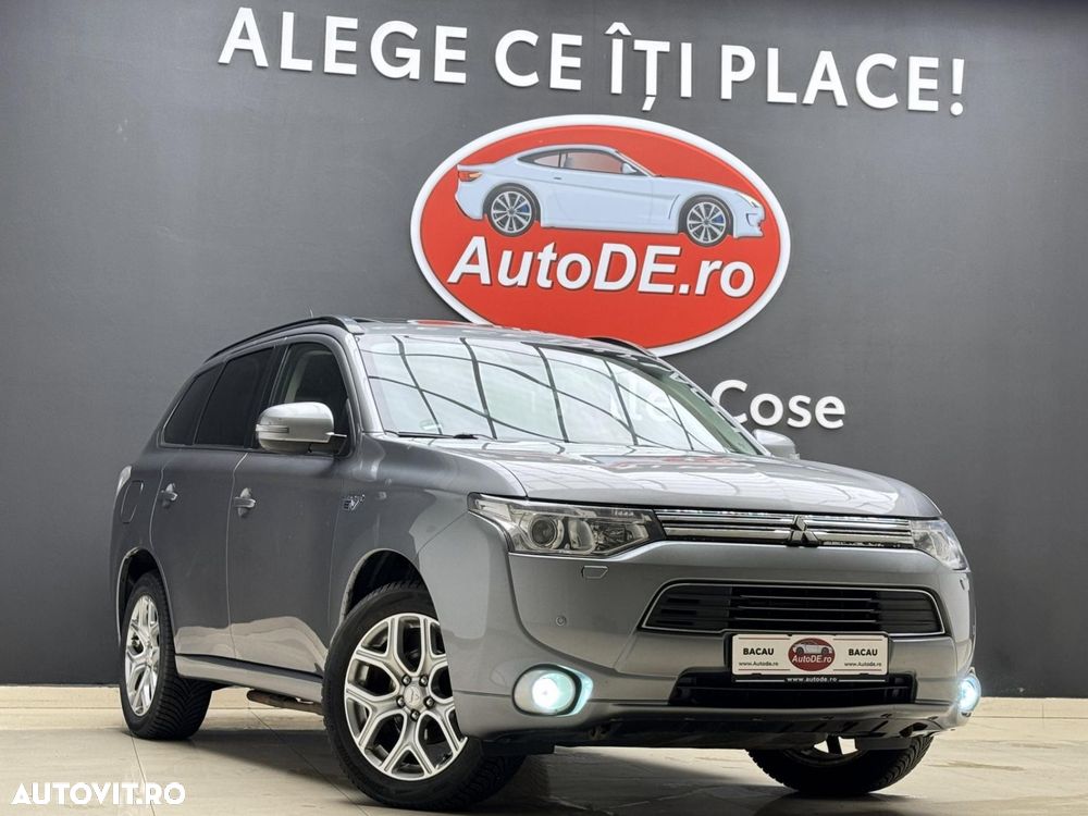 Mitsubishi Outlander - 2