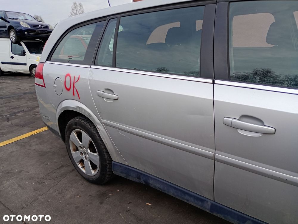 OPEL VECTRA C KOMBI 05-08 LIFT 1.9 CDTI RADIO ORYGINALNE CD70 - 11