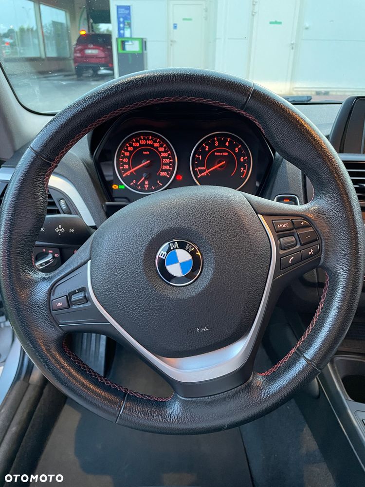 BMW Seria 1 116i - 6