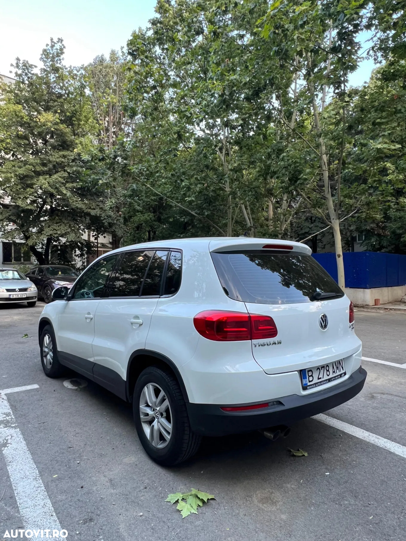 Volkswagen Tiguan 2.0 TDI 4Motion Trend & Fun - 4