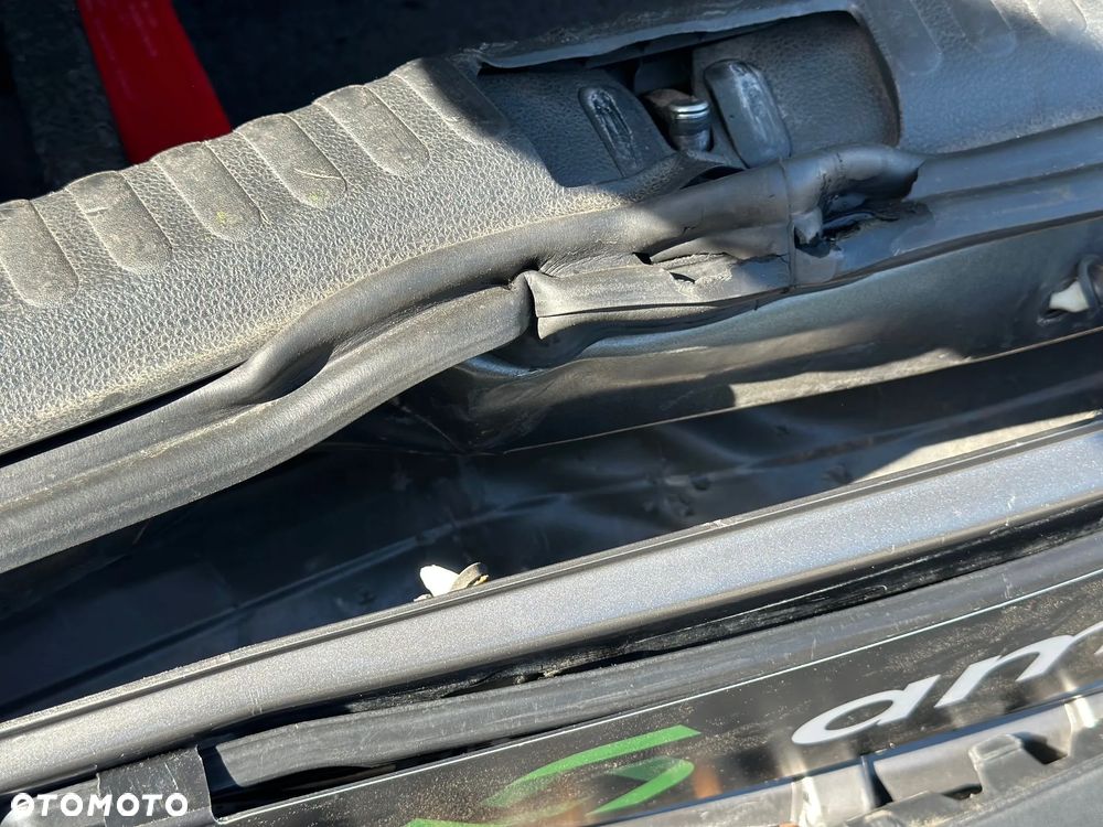 Volkswagen Tiguan - 9