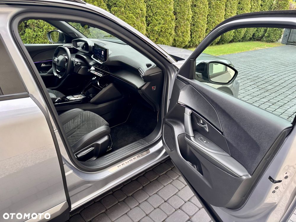 Peugeot 2008 1.2 PureTech GT S&S EAT8 - 24