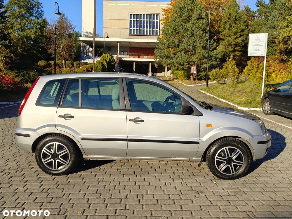 Ford Fusion 1.6 Ambiente - 3