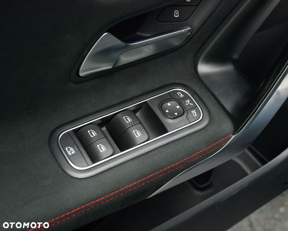 Mercedes-Benz CLA AMG 45 S 4-Matic+ 8G-DCT - 20