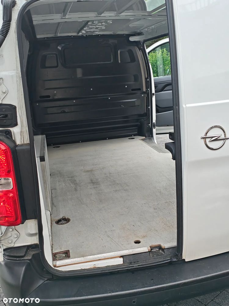 Opel Vivaro - 16