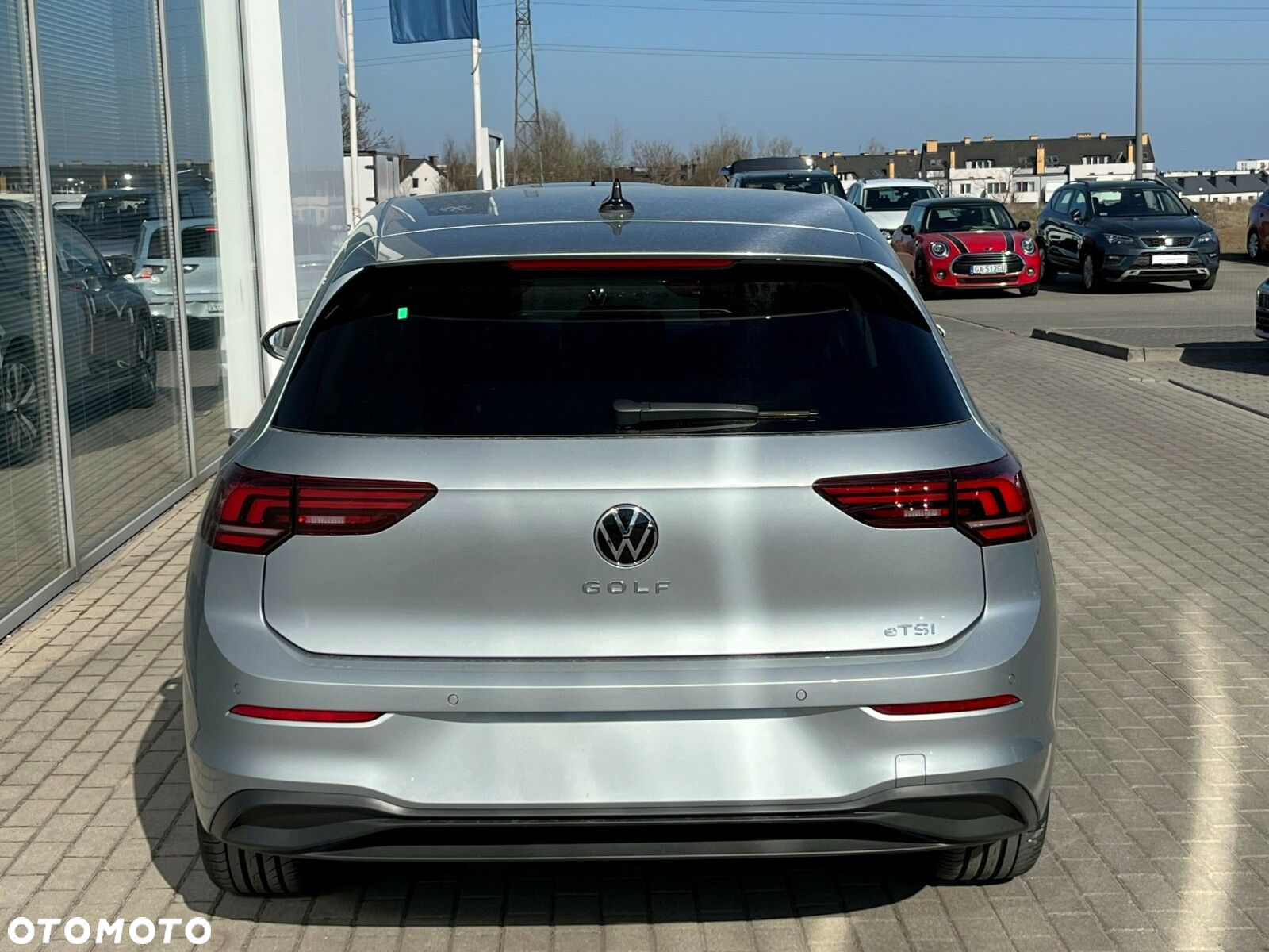 Volkswagen Golf - 6