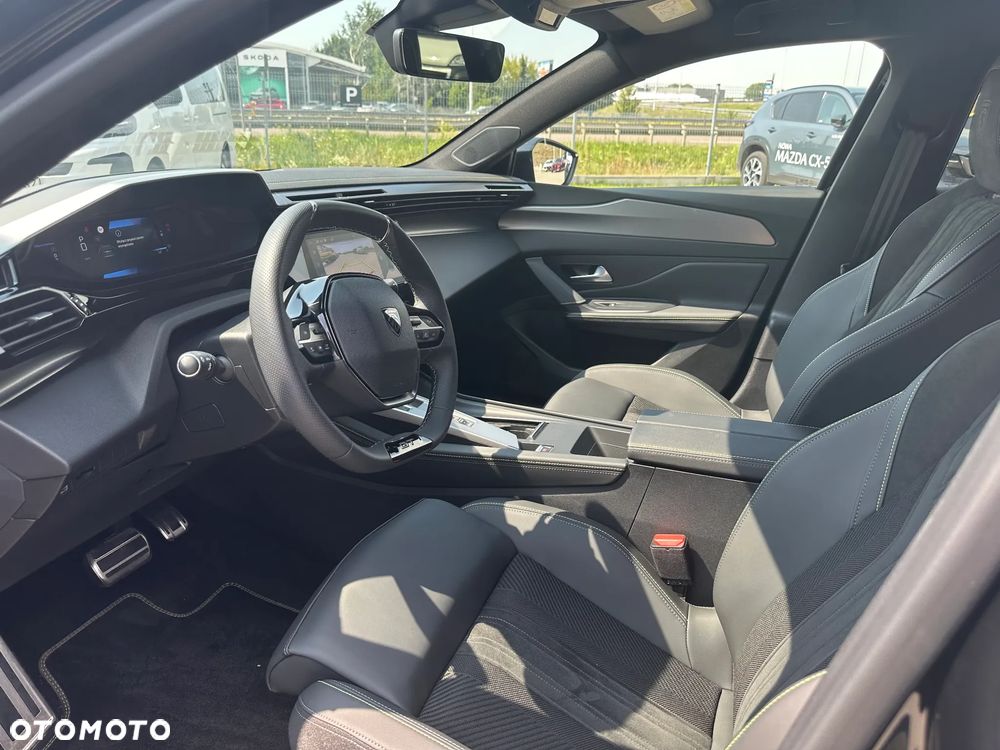 Peugeot 408 1.2 PureTech mHEV GT S&S e-DSC6 - 8