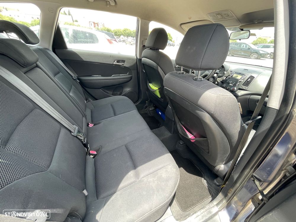 Hyundai i30 CW 1.6 CRDi Comfort - 7