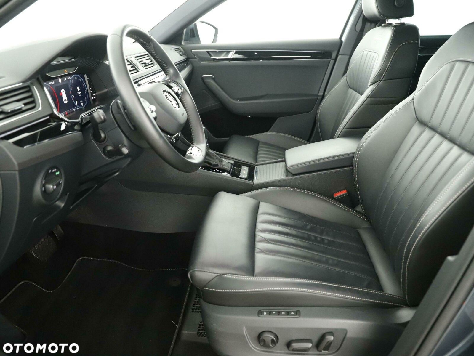 Skoda Superb 2.0 TDI SCR 4x4 L&K DSG - 13