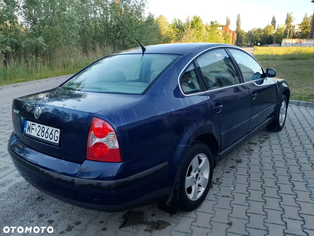 Volkswagen Passat 1.9 TDI Comfortline - 5