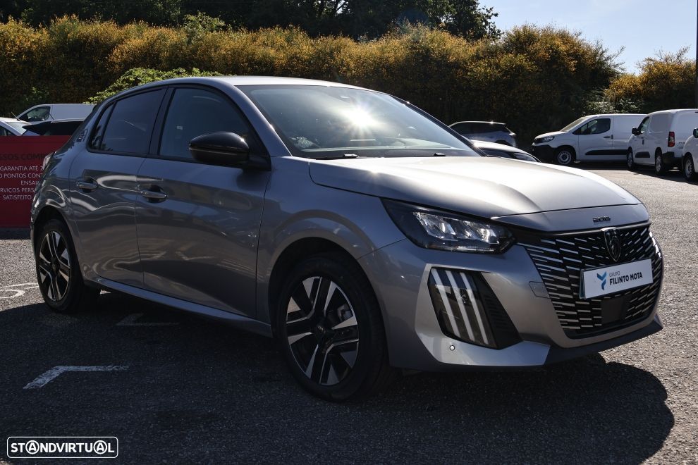 Peugeot e-208 Allure - 4