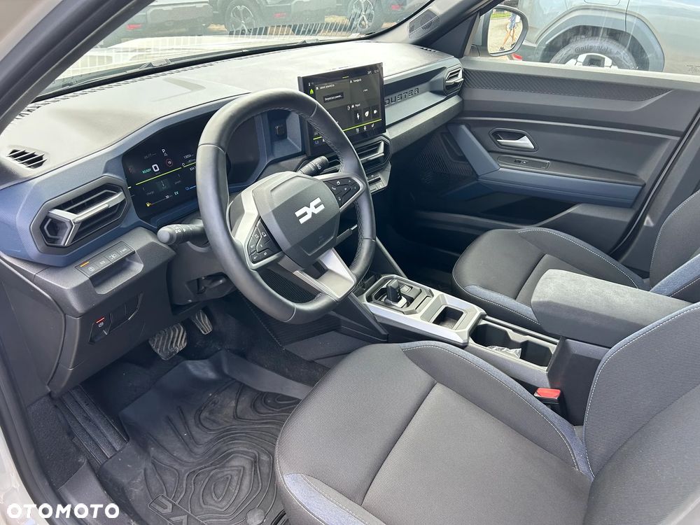 Dacia Duster 1.6 Full Hybrid 140 Journey MMT - 9