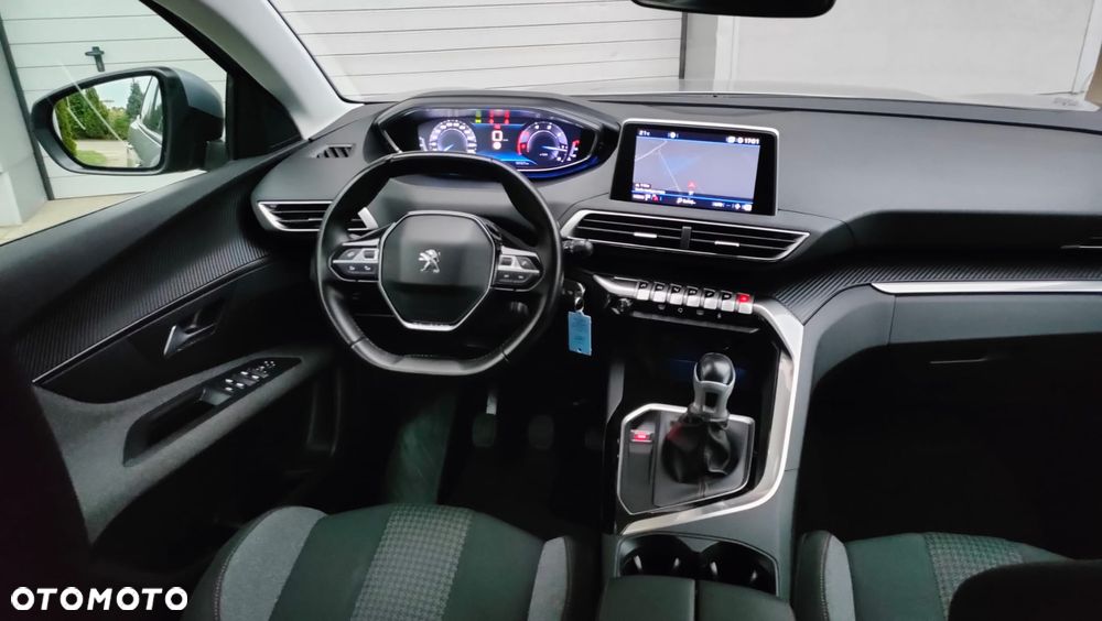 Peugeot 3008 - 16