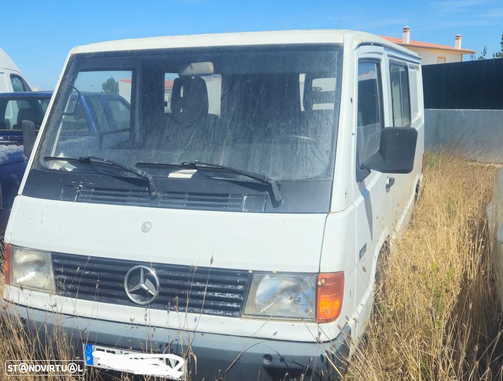 Mercedes-Benz MB 100 2.4 D - 2