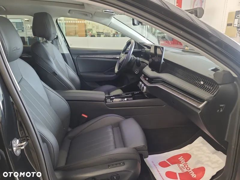 Skoda Superb 2.0 TDI SCR 4x4 L&K DSG - 12