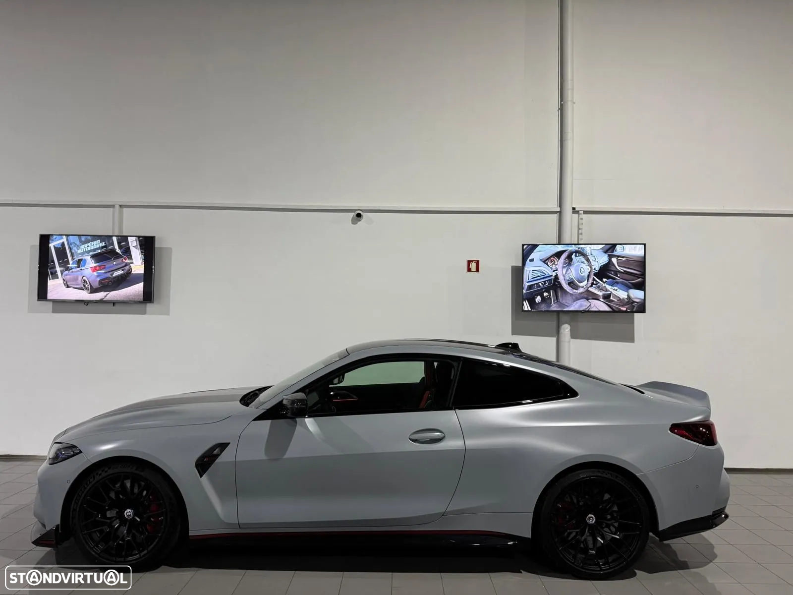 BMW M4 CSL - 33