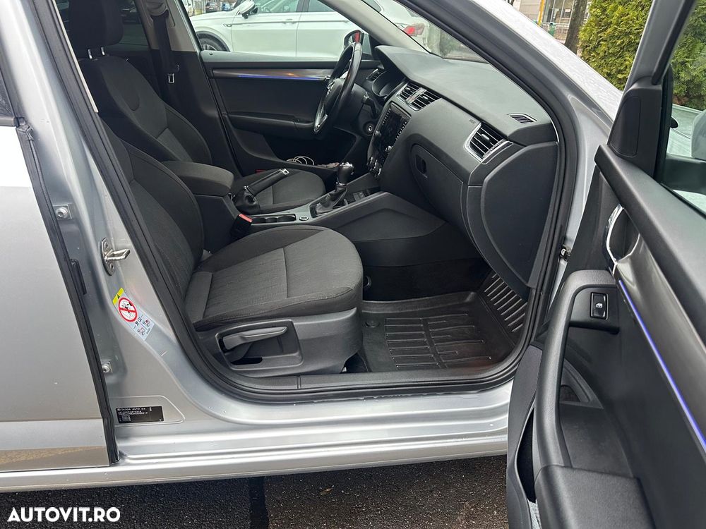 Skoda Octavia 2.0 TDI 4x4 DSG Style - 16