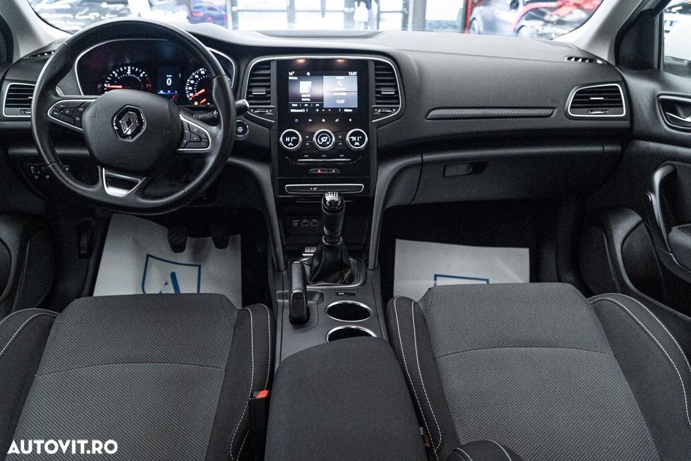 Renault Megane BLUE dCi 115 INTENS - 35