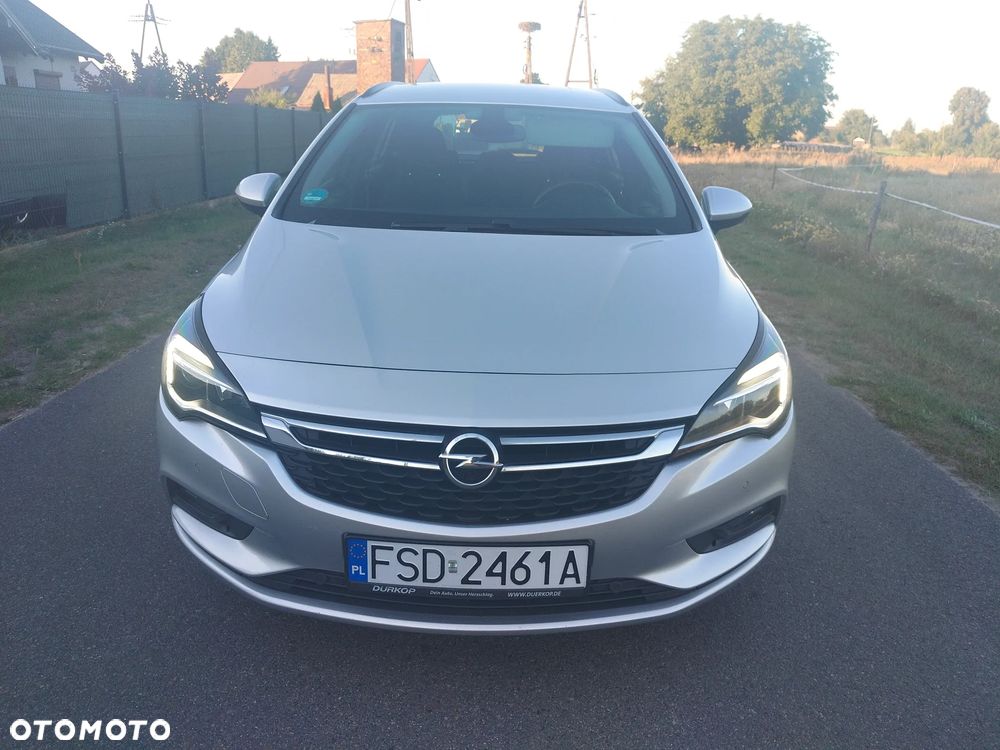 Opel Astra 1.6 CDTI Dynamic - 2