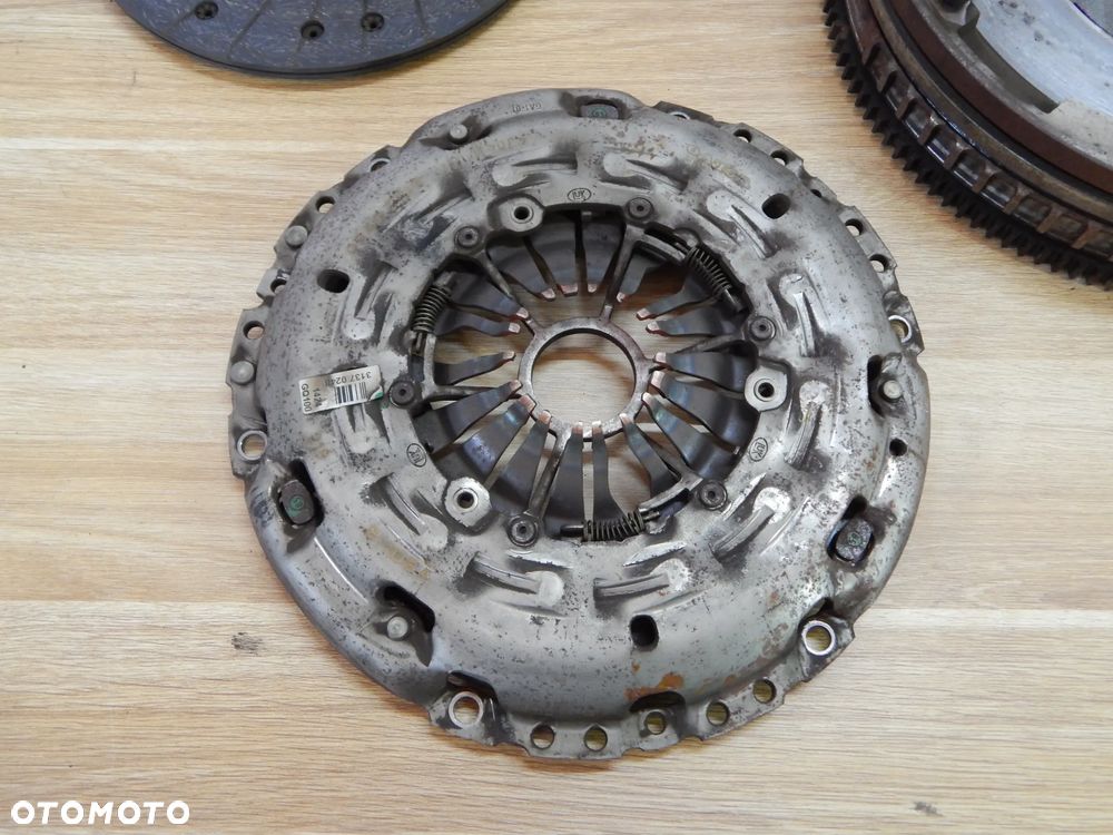 Sprzęgło dwumasa 2.0 D4 D4204T Volvo v60 v70 v40 s40 s60 xc60 10-18 Łuków części - 4