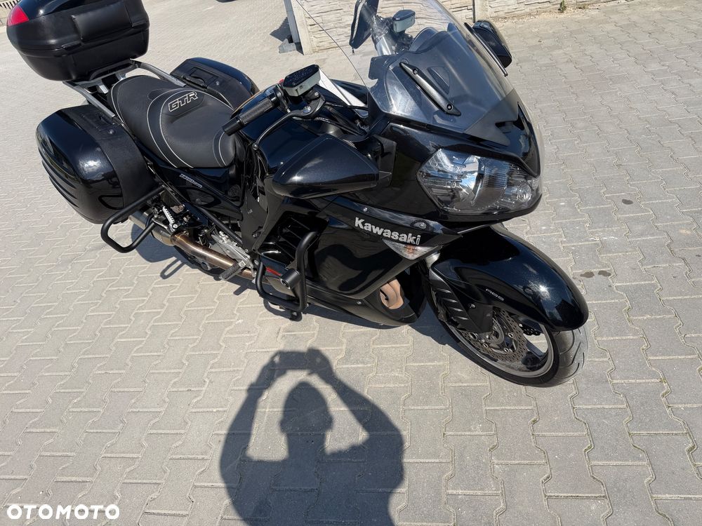 Kawasaki GTR - 2
