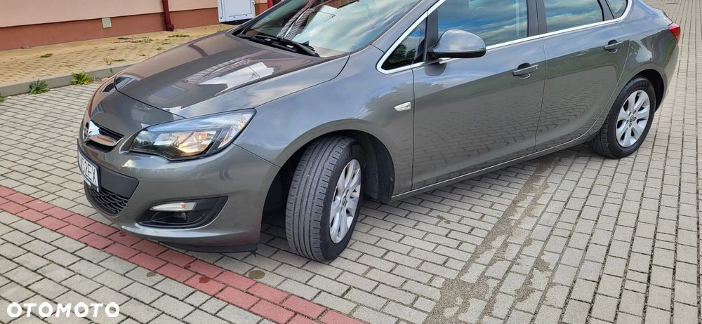 Opel Astra - 10