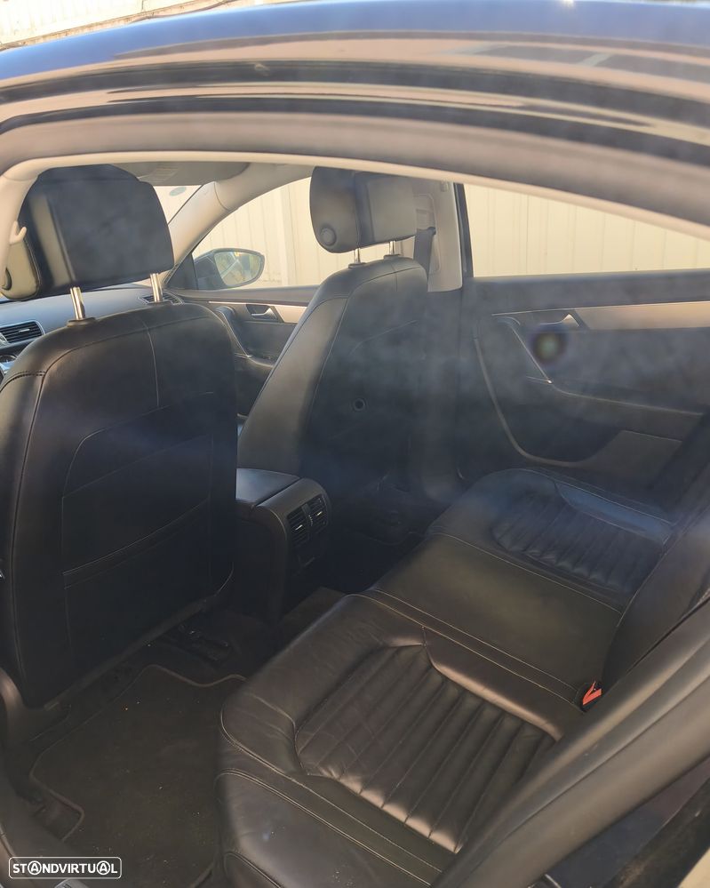 VW Passat - 24