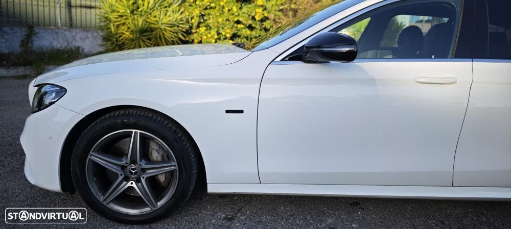 Mercedes-Benz E 300 de AMG Line - 13