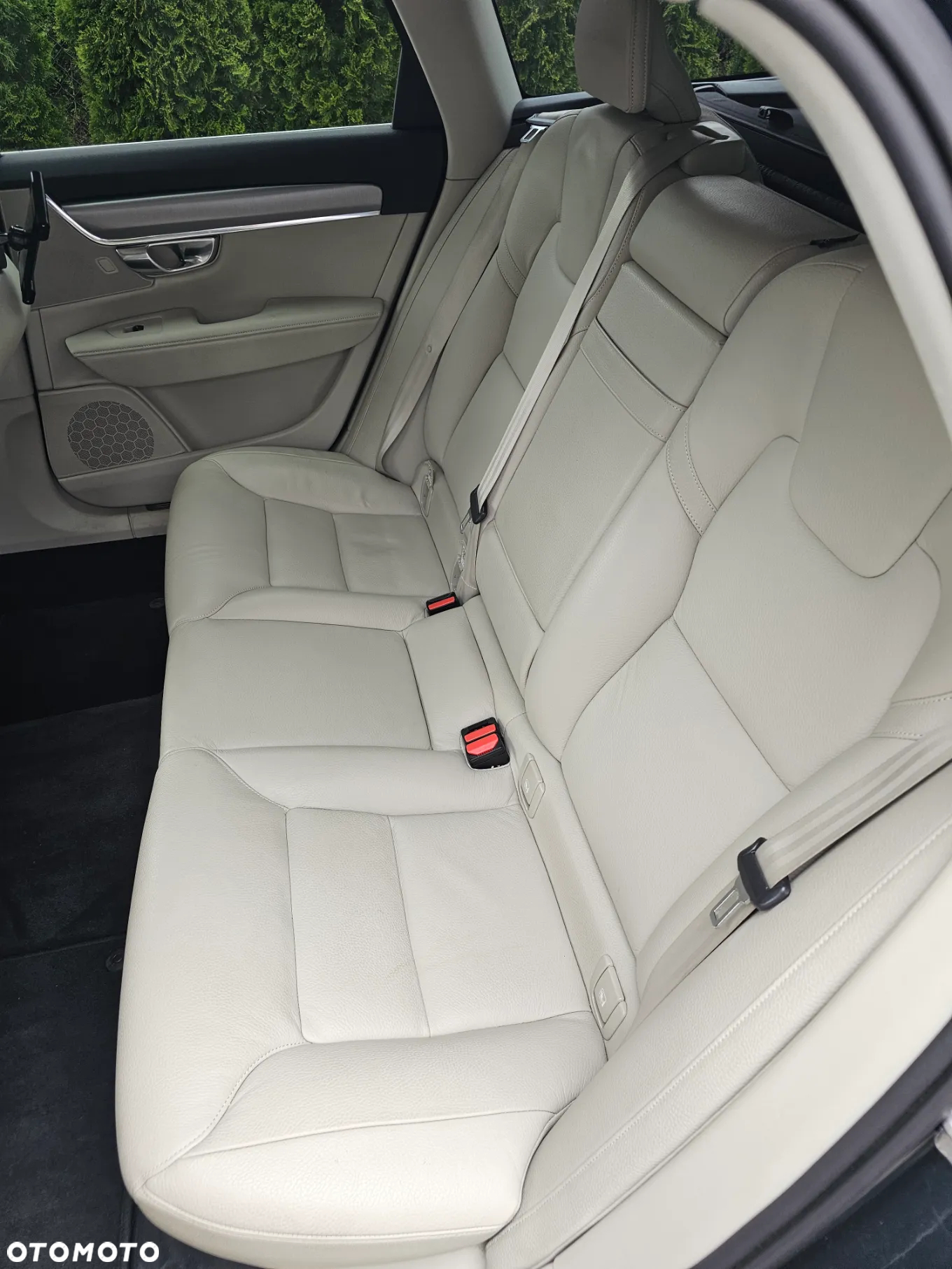 Volvo V90 D4 Geartronic Momentum - 18