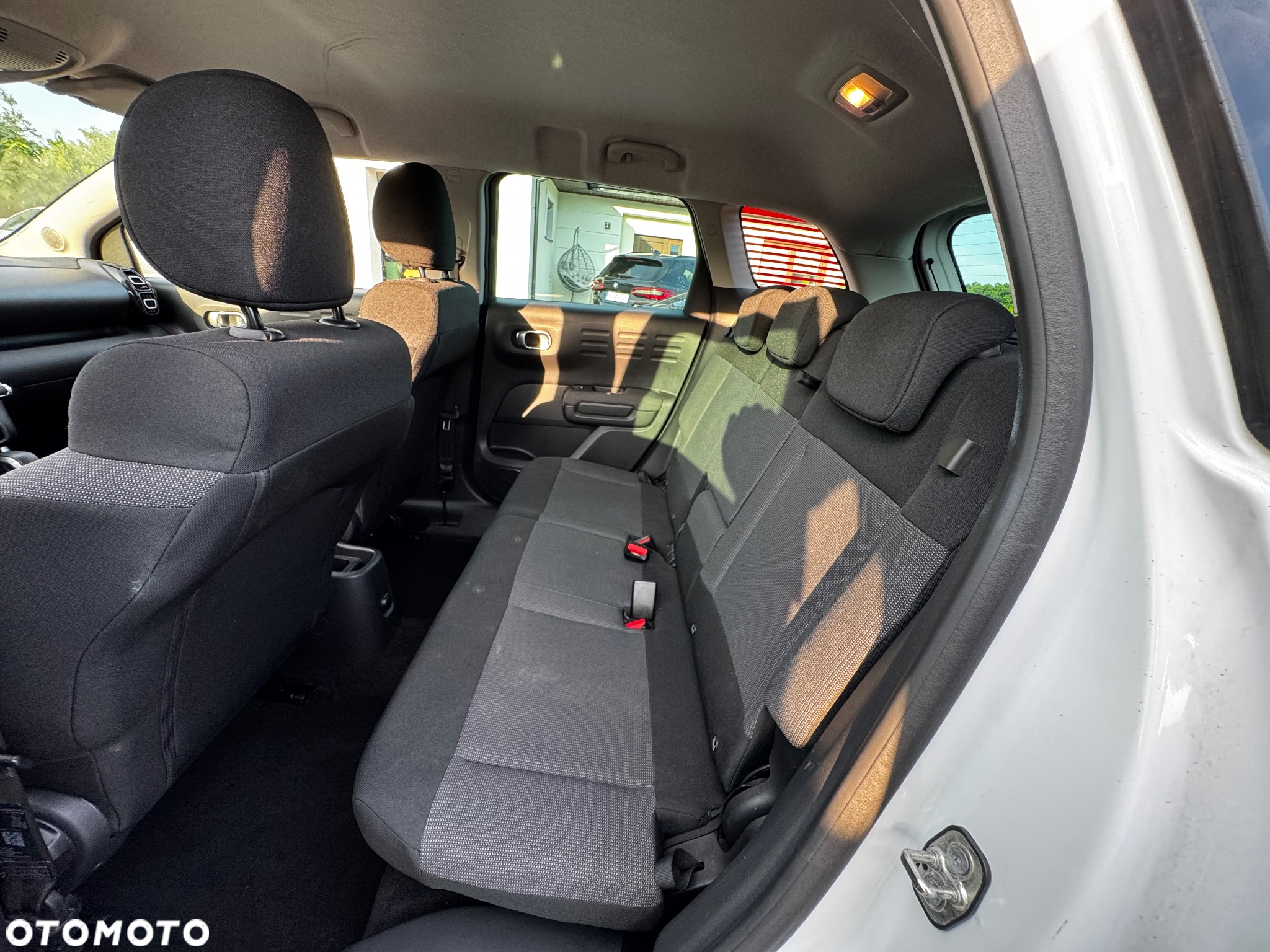 Citroën C3 Aircross PureTech 130 Stop & Start EAT6 OPF SHINE - 5