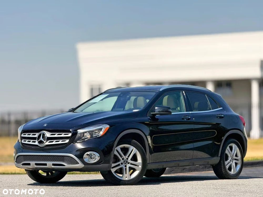 Mercedes-Benz GLA 250 7G-DCT - 5