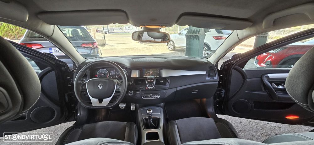 Renault Laguna Break 2.0 dCi GT - 16