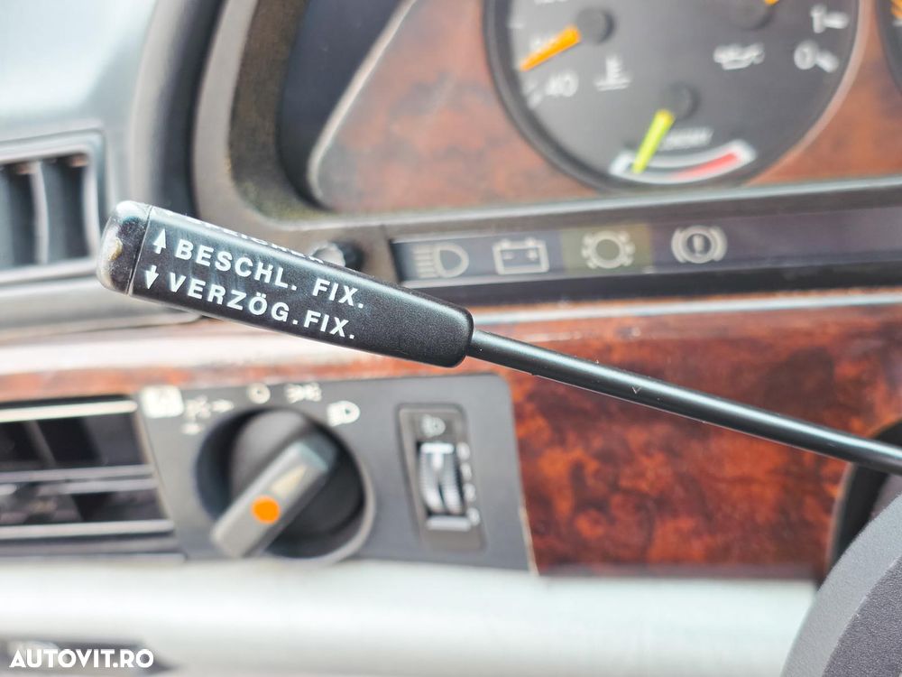 Mercedes-Benz W126 - 19