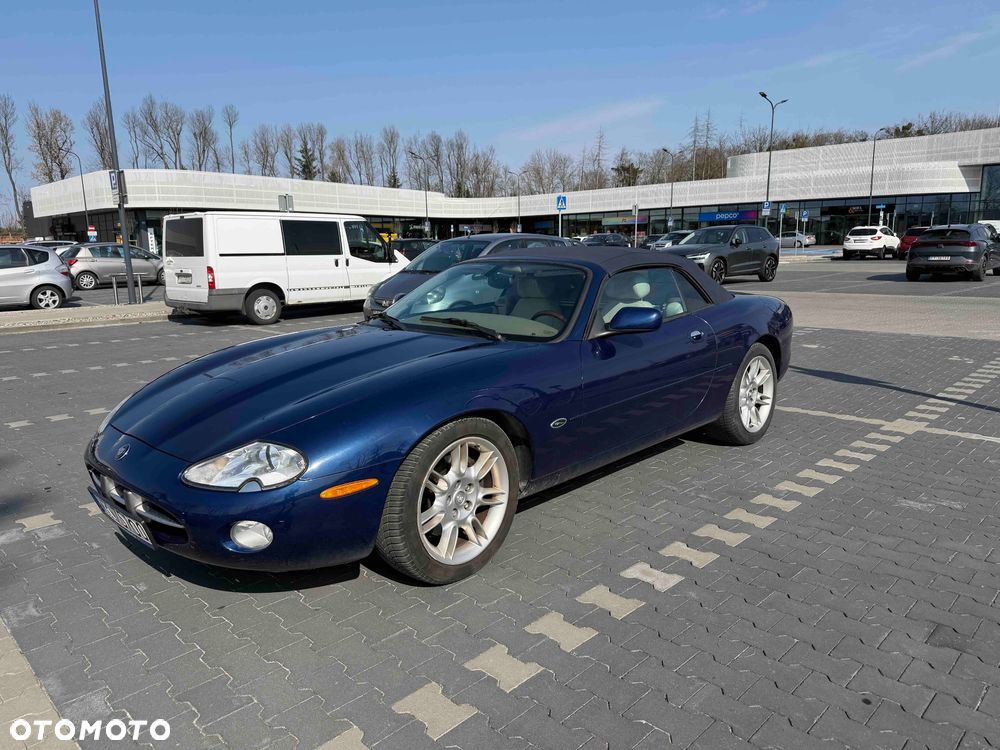 Jaguar XK8 - 4
