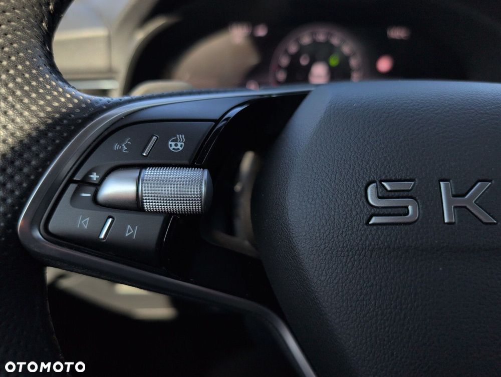 Skoda Kamiq 1.0 TSI Selection DSG - 21