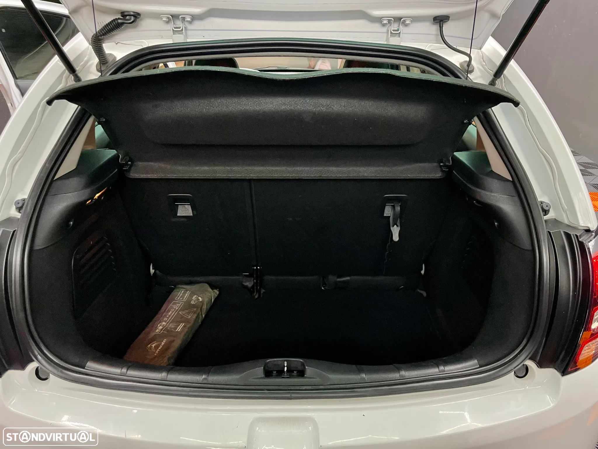 Citroën C3 1.2 VTi Exclusive - 25
