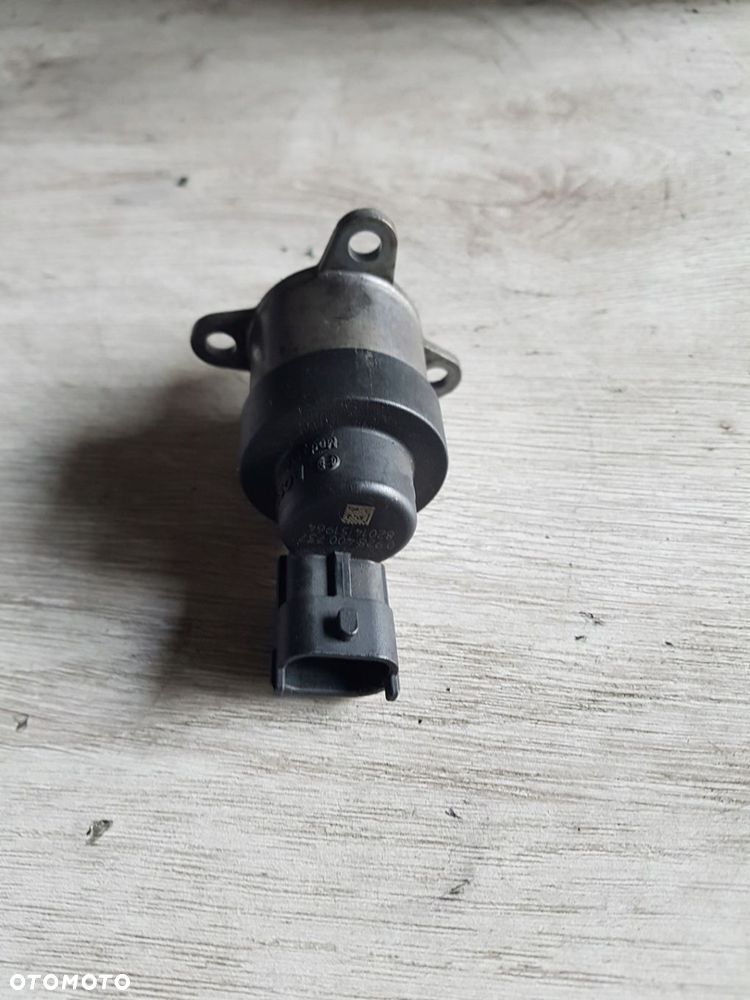 ZAWÓR REGULACJI CIŚNIENIA PALIWA MAN TGX TGS TGL TGM EURO 6 0928400737 - 3