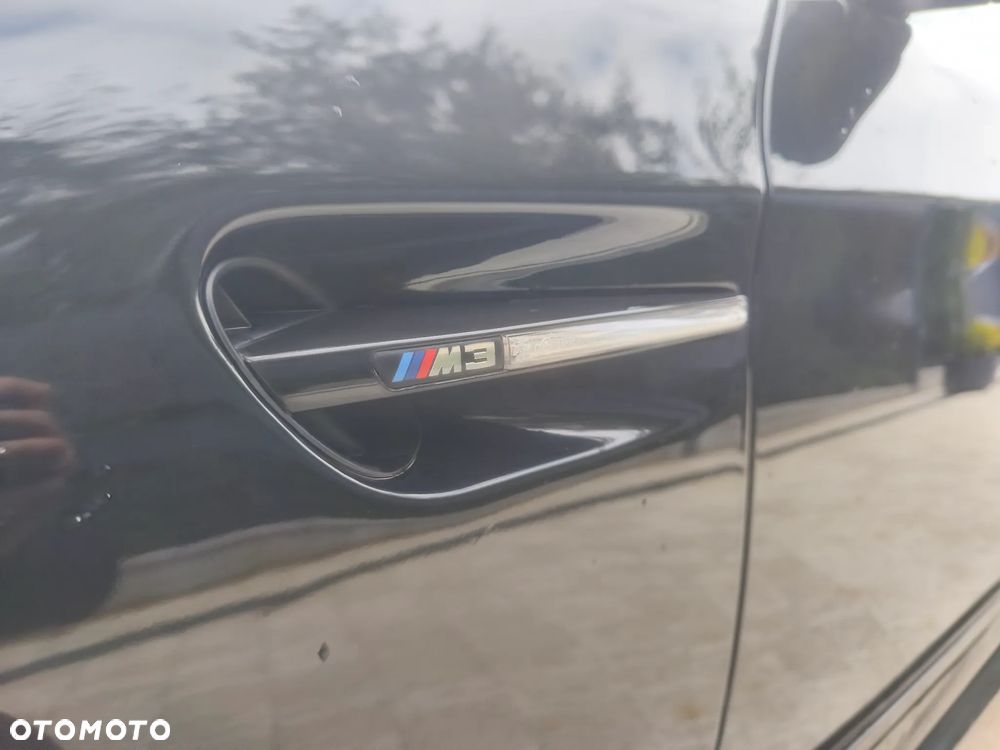 BMW Seria 3 325xi Touring - 14
