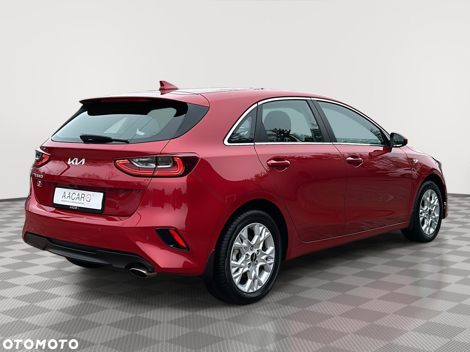 Kia Ceed - 4