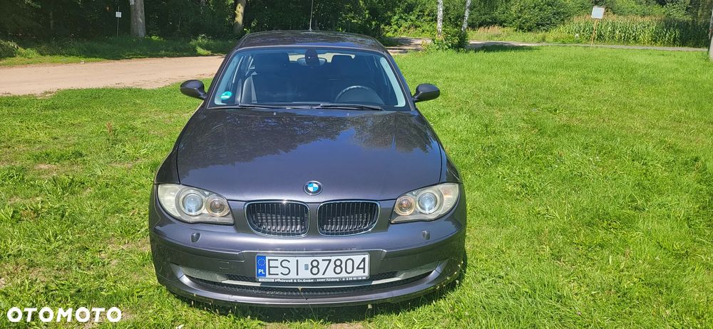 BMW Seria 1 118d DPF - 13