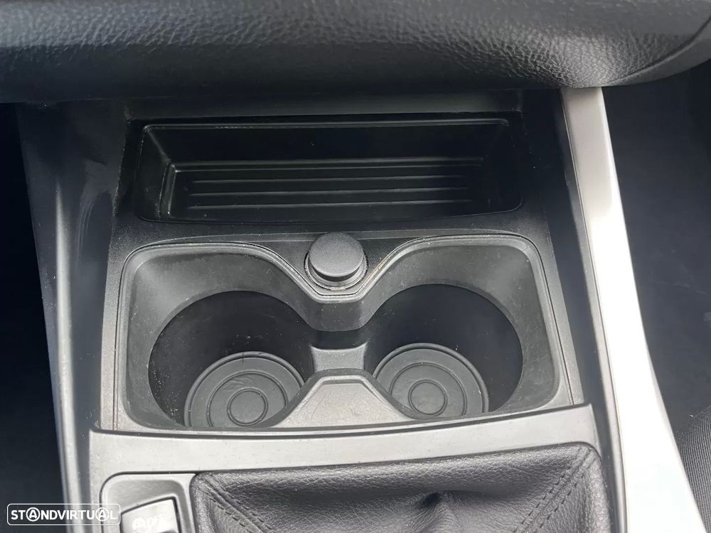 BMW 116 d Sport Line - 37