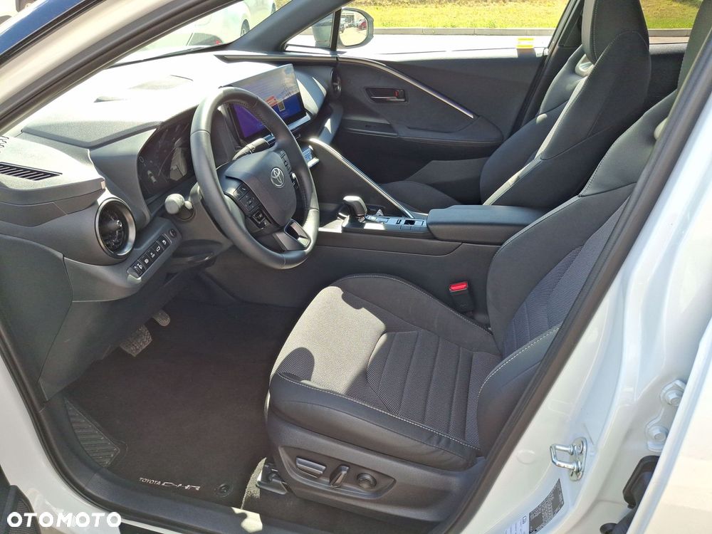 Toyota C-HR - 9