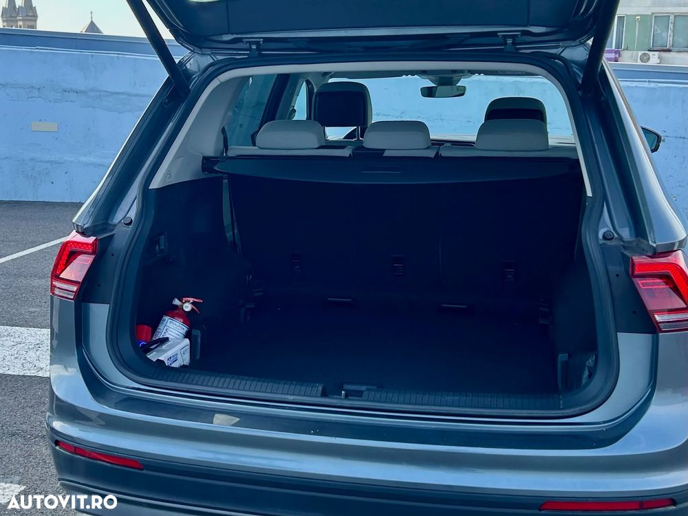 Volkswagen Tiguan 2.0 TDI 4Mot DSG Comfortline - 9