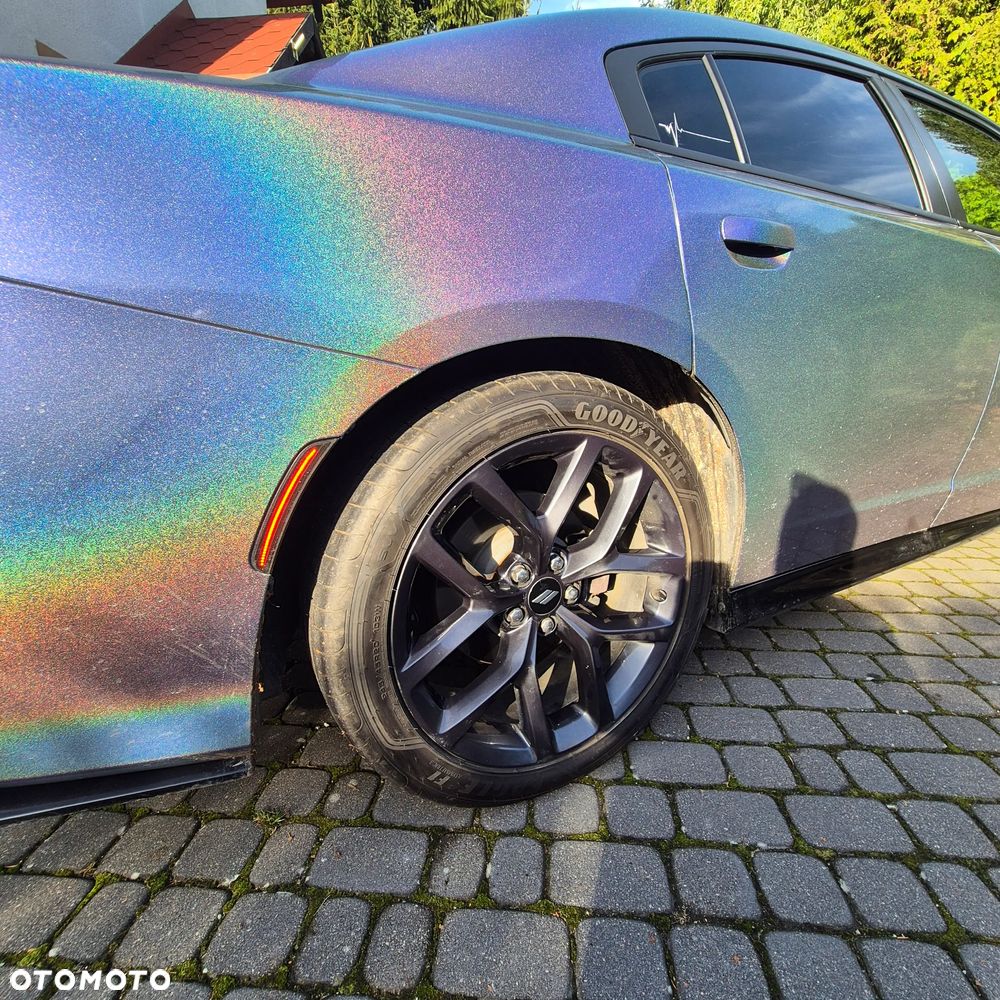 Dodge Charger 5.7 R/T - 11