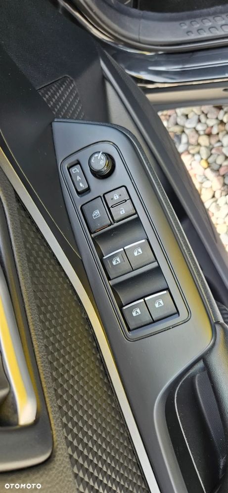 Toyota C-HR - 28